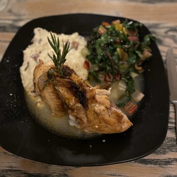Union Straw - 1/2 roasted chicken with garlic mashed potatoes and Swiss chard. - New American Near Me - Foxborough, Massachusetts Union Straw - 1/2 roasted chicken with garlic mashed potatoes and Swiss chard. - New American Near Me - Foxborough, Massachusetts