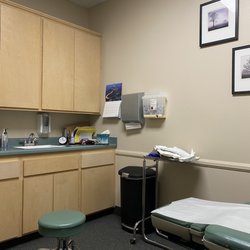Petroff Helen MD - exam room