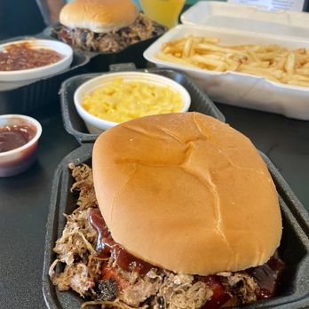 Moose's BBQ & Catering - a pulled pork sandwich with a side of macaroni and cheese - Barbeque Near Me - Gardner, Kansas Moose's BBQ & Catering - a pulled pork sandwich with a side of macaroni and cheese - Barbeque Near Me - Gardner, Kansas