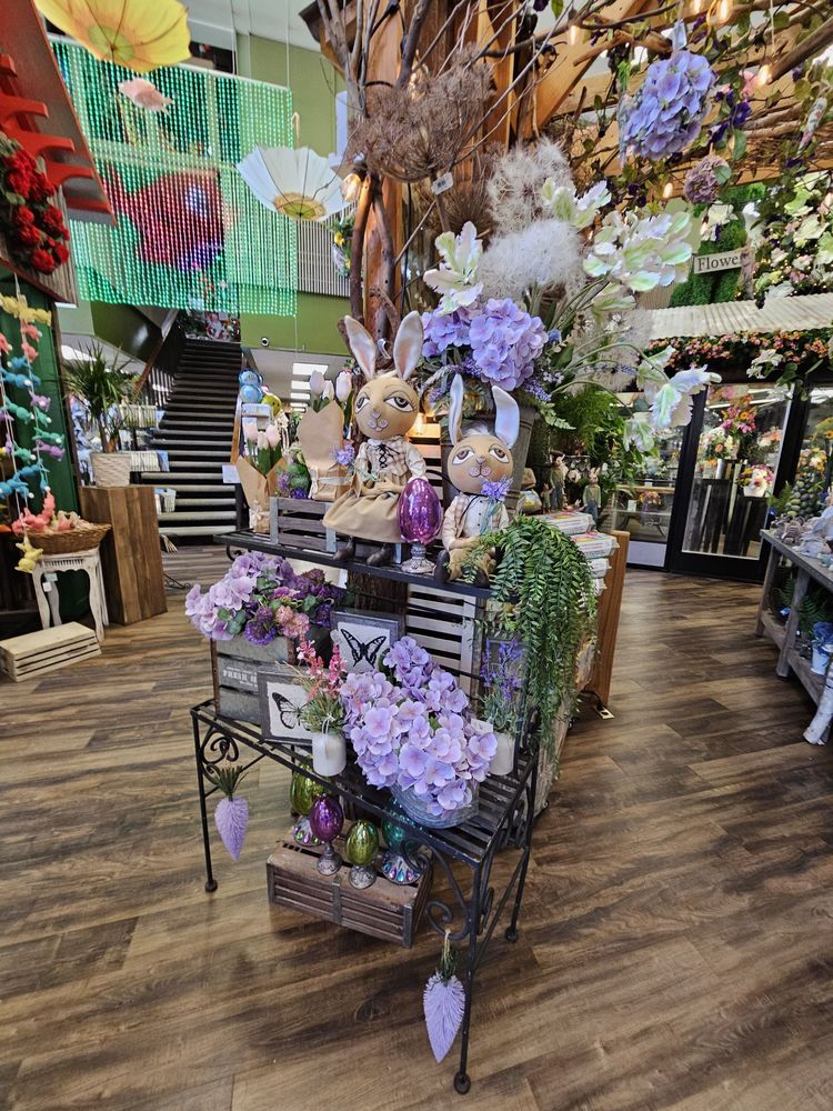 KUHN FLOWERS Updated September 2024 187 Photos & 88 Reviews 3802