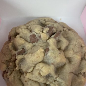 Crumbl - Concord - Milk Chocolate Chip - Bakeries Near Me - Concord, California