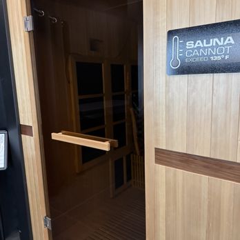 Impakt Athletics - Infrared sauna, ladies locker room - Gyms Near Me - Wasilla, Alaska Impakt Athletics - Infrared sauna, ladies locker room - Gyms Near Me - Wasilla, Alaska