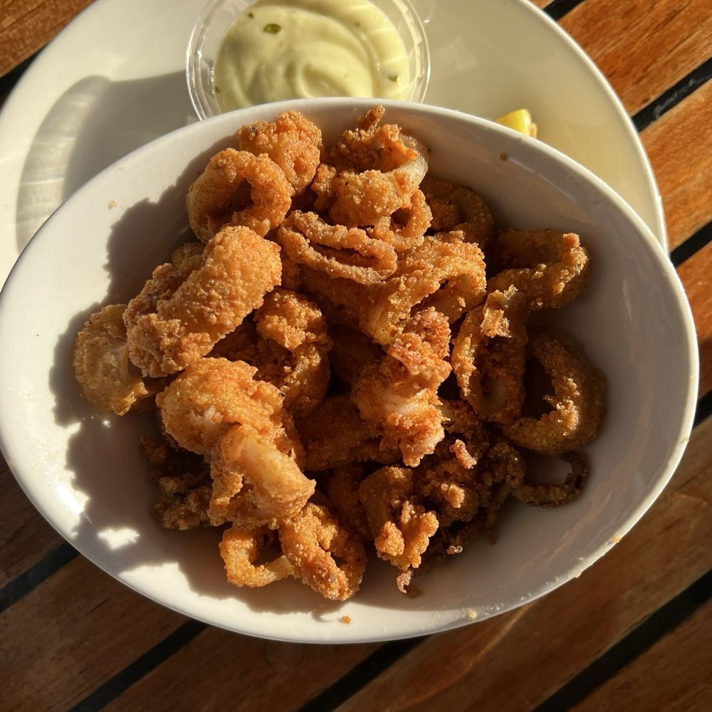 Ray's Café - Crispy Calamari - Seafood Near Me - Seattle, Washington Ray's Café - Crispy Calamari - Seafood Near Me - Seattle, Washington