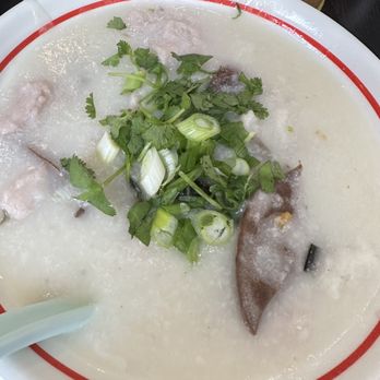 Yin Ji Chang Fen - Berkeley - Pork and Gold Preserved Egg Congee add pork liver - Cantonese Near Me - Berkeley, California Yin Ji Chang Fen - Berkeley - Pork and Gold Preserved Egg Congee add pork liver - Cantonese Near Me - Berkeley, California