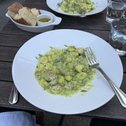 Marlow Bistro