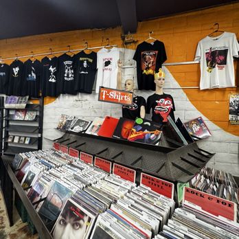 Streetlight Records - Music & DVDs Near Me - Santa Cruz, California Streetlight Records - Music & DVDs Near Me - Santa Cruz, California