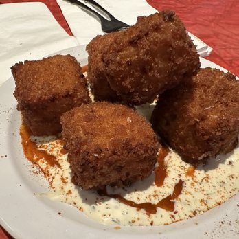 Big's Chicken - Fried Mac & Cheese Bites - Chicken Wings Near Me - Portland, Oregon