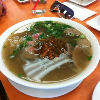 Com Tam Thuan Kieu - Pho - Vietnamese Near Me - Tucson, Arizona