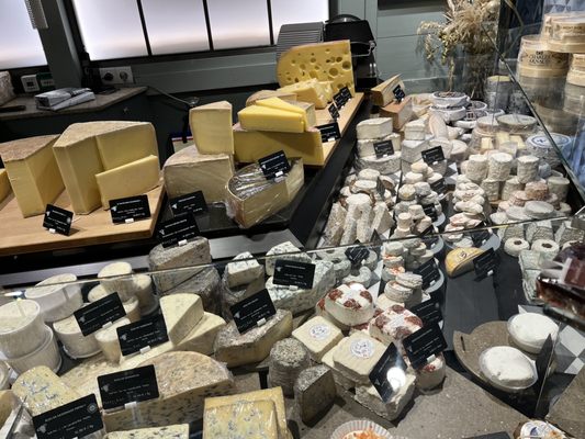 Fromagerie Pierre Gay by null