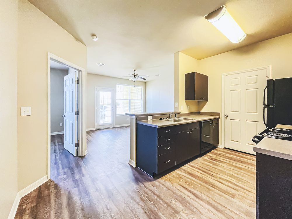 INDEPENDENCE PLACE APARTMENTS Updated August 2024 89 Photos & 27