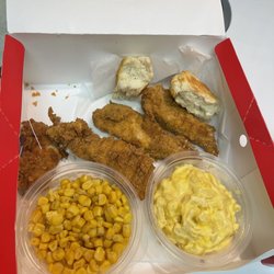 5 piece tender big box with Mac n cheese and corn