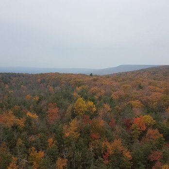 Minnewaska State Park Preserve - A must-spot for a picture !!!People waiting in line for that spot while one taking the picture in far away on the other side of the cliff. - Hiking Near Me - Kerhonkson, New York Minnewaska State Park Preserve - A must-spot for a picture !!!People waiting in line for that spot while one taking the picture in far away on the other side of the cliff. - Hiking Near Me - Kerhonkson, New York