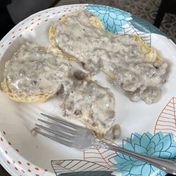 Plaza Lanes - I've never been to plaza but a girl that works there made fireeee biscuits and gravy! 10/10