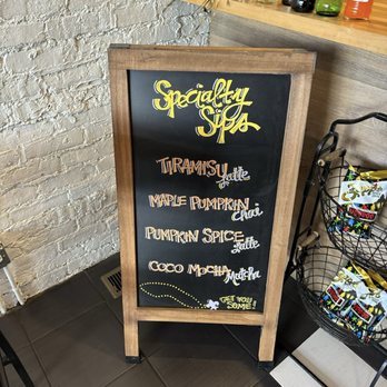 Junebug Café - Cafes Near Me - Chicago, Illinois
