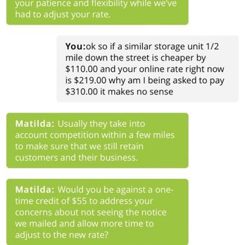 Extra Space Storage - Discussion with customer service - Self Storage Near Me - Fontana, California Extra Space Storage - Discussion with customer service - Self Storage Near Me - Fontana, California