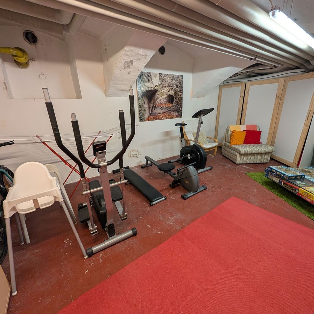 Mondial Appartement Hotel - Basement - Real Estate Agents Near Me - Vienna, 9 Mondial Appartement Hotel - Basement - Real Estate Agents Near Me - Vienna, 9