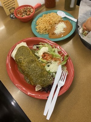 Leslie's Mexican Supermarket by null