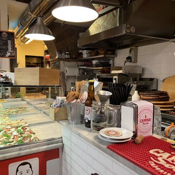 Pizza Zizza - Inside store - Pizza Near Me - Rome, RM Pizza Zizza - Inside store - Pizza Near Me - Rome, RM