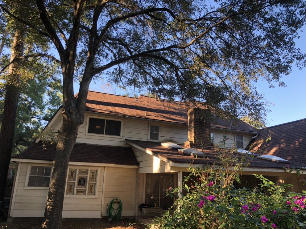 Slide of Casanova Roofing