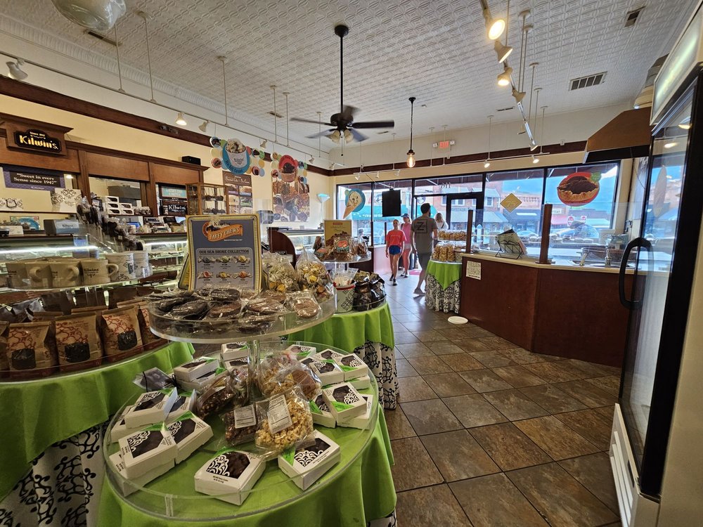 KILWINS CHOCOLATES, FUDGE, ICE CREAM Updated August 2024 37 Photos & 42 Reviews 116 W