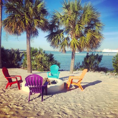The Beach Club at Charleston Harbor Resort and Marina by null