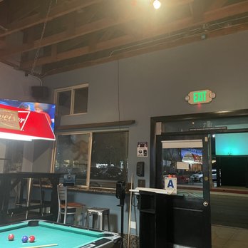 O’SIDE SPORTS BAR & GRILL - Updated January 2026 - 154 Photos & 245 ...