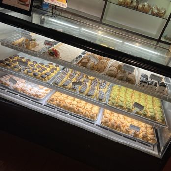 Liliha Bakery - Bakery Items - Bakeries Near Me - Honolulu, Hawaii