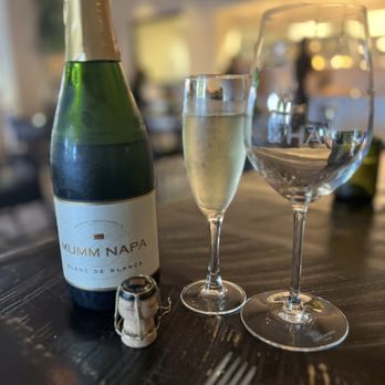 Olive & Hay - Bubbles - Italian Near Me - Napa, California Olive & Hay - Bubbles - Italian Near Me - Napa, California