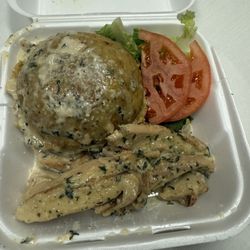 Deaverdura - Mofongo with garlic chicken