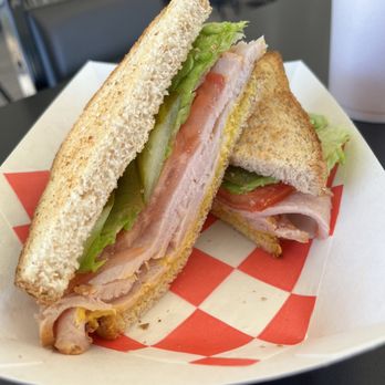 Cypress View Golf and Recreation - Turkey Sandwich - Bars Near Me - Marion, Arkansas