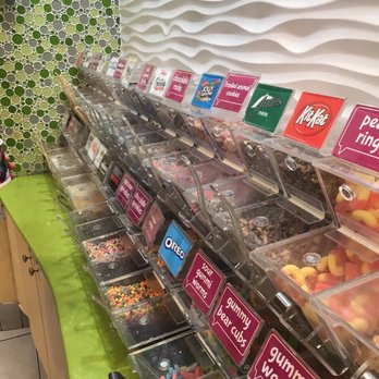 Menchie's Frozen Yogurt - Ice Cream & Frozen Yogurt Near Me - Lubbock, Texas