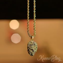 Teagardins - Marijuana pendant jewelry by KannaBling