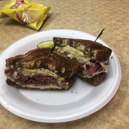 Pastrami will Sauerkraut Pastrami will Sauerkraut