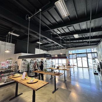 Ohana Cannabis - Cannabis Dispensaries Near Me - Emeryville, California Ohana Cannabis - Cannabis Dispensaries Near Me - Emeryville, California