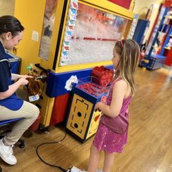 Build-A-Bear Workshop - Filling her bear