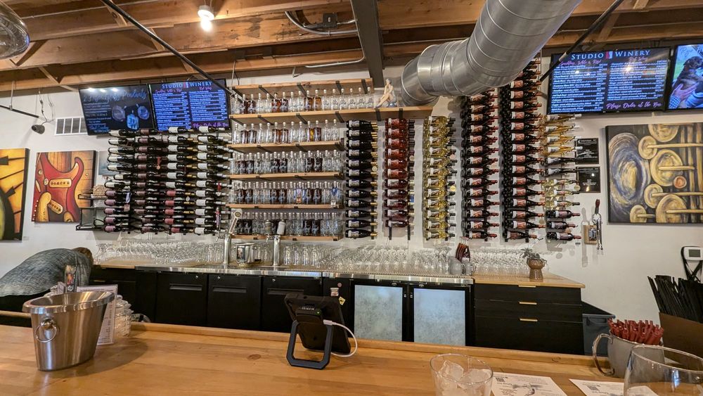 Studio Winery + Geneva Lake Distilling - vineyard in Lake Geneva, WI