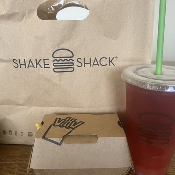 Shake Shack 479 Route 17 South - Paramus - Takeout - Burgers Near Me - Paramus, New Jersey Shake Shack 479 Route 17 South - Paramus - Takeout - Burgers Near Me - Paramus, New Jersey