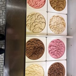 Frostick Freeze Ice Cream Parlor - Hand dipped flavors