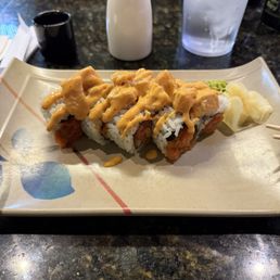 Chunky Spicy Yellowtail Roll!! 5 stars for the flavors!! Chunky Spicy Yellowtail Roll!! 5 stars for the flavors!!