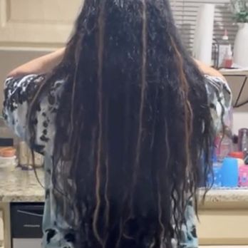 Salonz Beauty And Spa - My hair before she cut it - Hair Salons Near Me - Miami, Florida Salonz Beauty And Spa - My hair before she cut it - Hair Salons Near Me - Miami, Florida