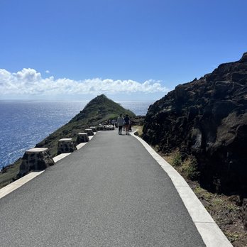 Makapu'u Point Lighthouse Trail - Hiking Near Me - Honolulu, Hawaii