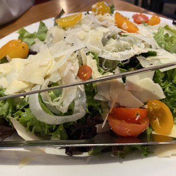 Giordano's - House salad - Pizza Near Me - Chicago, Illinois