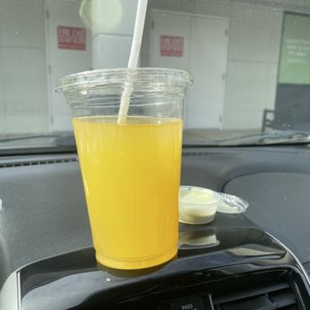 FreshOne Kitchen - peach lemonade - New American Near Me - Atlanta, Georgia