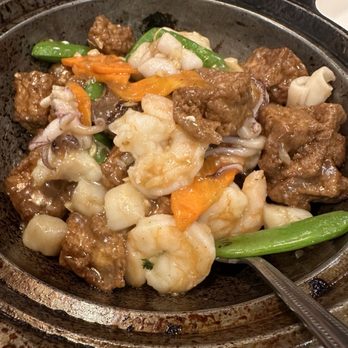 KW Cafe - Mixed seafood & tofu - Hong Kong Style Cafe Near Me - Rowland Heights, California