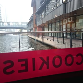 Pret A Manger - Rainy dock. - Coffee & Tea Near Me - London, XGL Pret A Manger - Rainy dock. - Coffee & Tea Near Me - London, XGL