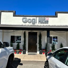 Outside of establishment Outside of establishment
