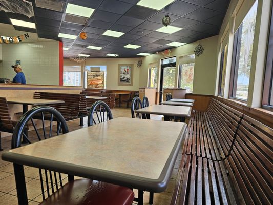 Wienerschnitzel by null