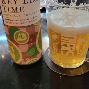 Druthers Brewing - Key Lime Time (Sour Ale): Smooth, could taste lime, graham cracker, and vanilla! - Breweries Near Me - Saratoga Springs, New York
