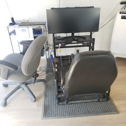 Southern California Soaring Academy - A Flight Simulator. Didn't get to try it.