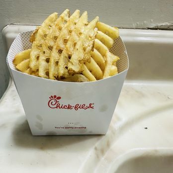 Chick-fil-A - Waffle Fries 10/02/2024 - Chicken Shop Near Me - Deerfield Beach, Florida Chick-fil-A - Waffle Fries 10/02/2024 - Chicken Shop Near Me - Deerfield Beach, Florida